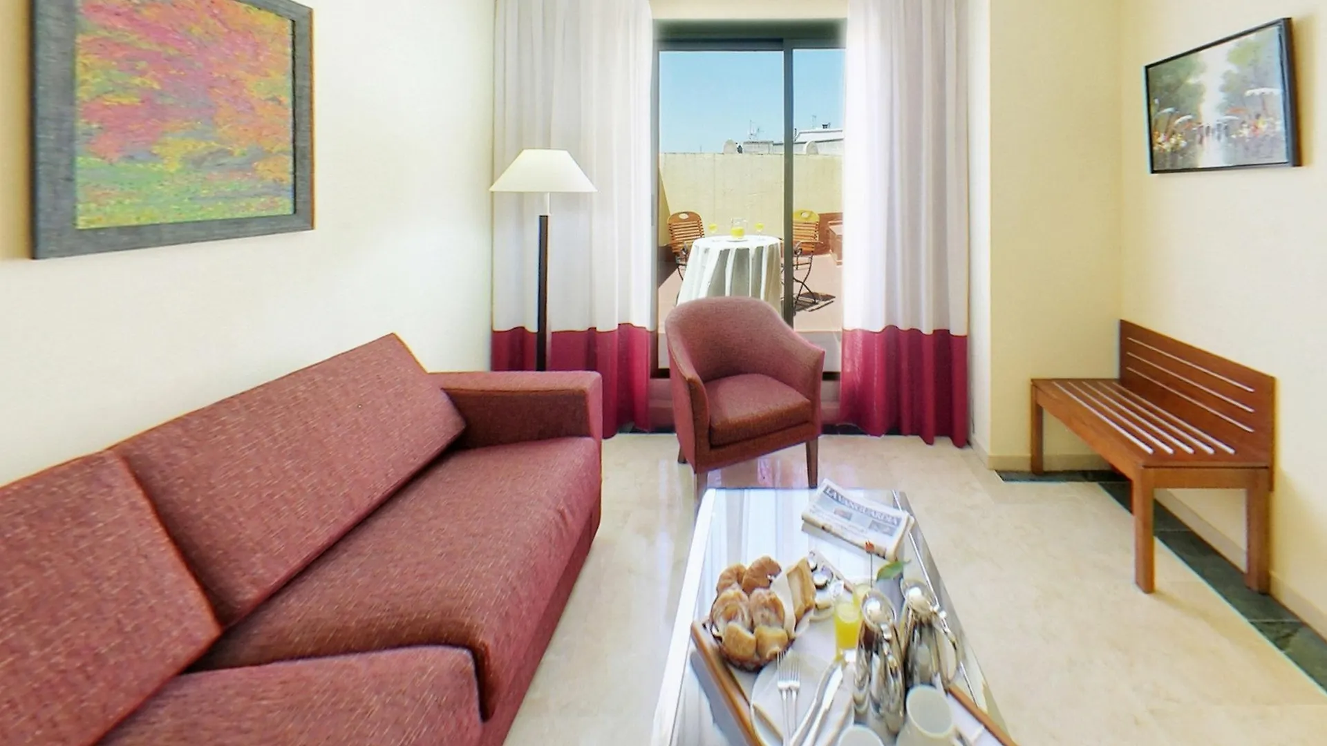 Eurostars Via Laietana Hotell Barcelona 4*,