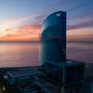 ***** Otel W İspanya